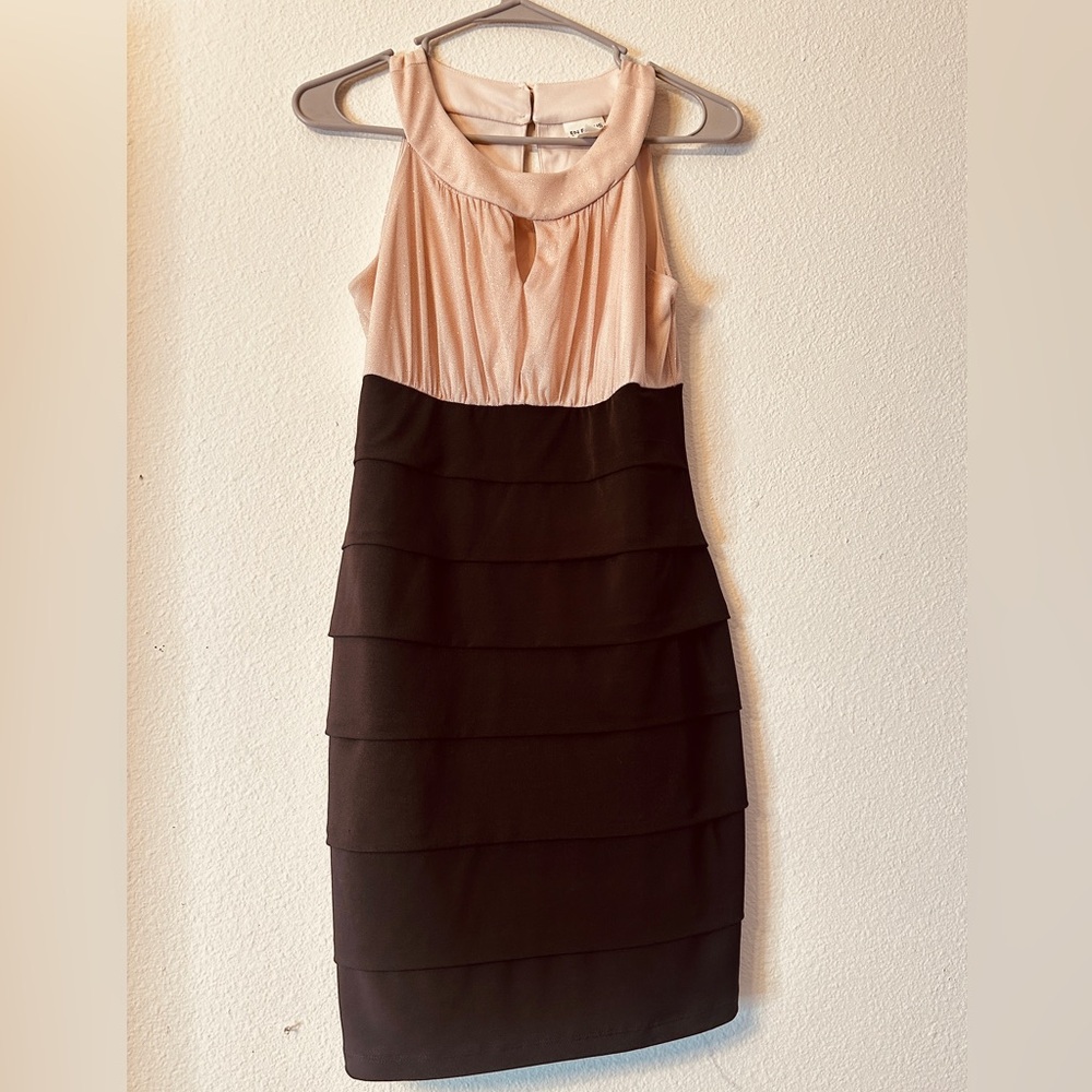 vintage short gala dress, glittery champagne with black, stretchy, size 6P (M)